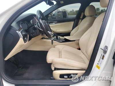 Zdjęcie 7 z 12 samochodu: 2019 BMW 530 I VIN:WBAJA5C59KWW49587 - miniatura