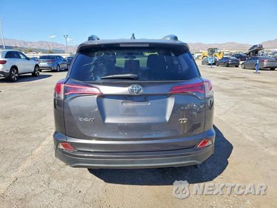 Zdjęcie 6 z 12 samochodu: 2018 TOYOTA RAV4 LE VIN:JTMBFREV8JJ226489 - miniatura