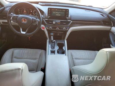 Zdjęcie 8 z 12 samochodu: 2018 HONDA ACCORD TOURING VIN:1HGCV1F98JA059238 - miniatura