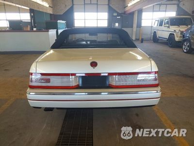 Zdjęcie 6 z 12 samochodu: 1990 CADILLAC ALLANTE VIN:1G6VS3384LU126400 - miniatura