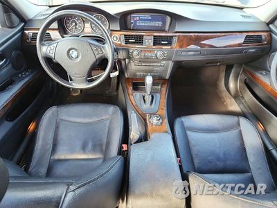 Zdjęcie 8 z 12 samochodu: 2011 BMW 328 XI VIN:WBAPK7C58BA975185 - miniatura
