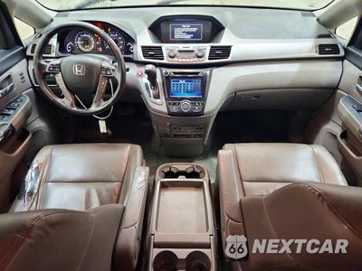 Zdjęcie 8 z 13 samochodu: 2016 HONDA ODYSSEY TOURING VIN:5FNRL5H94GB041662 - miniatura