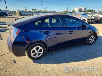 Trzecie zdjęcie samochodu z tyłu: 2013 TOYOTA PRIUS THREE VIN:JTDKN3DU2D1695560 - miniatura