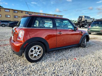 Trzecie zdjęcie samochodu z tyłu: 2012 MINI COOPER VIN:WMWSU3C50CT258914 - miniatura