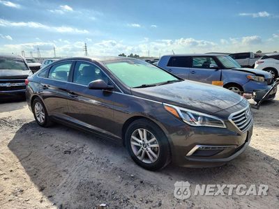 Czwarte zdjęcie samochodu z boku: 2015 HYUNDAI SONATA SE VIN:5NPE24AF9FH229623 - miniatura