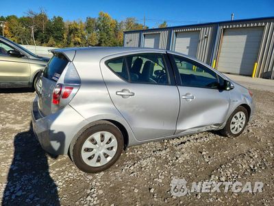 Trzecie zdjęcie samochodu z tyłu: 2013 TOYOTA PRIUS C ONE VIN:JTDKDTB30D1533567 - miniatura