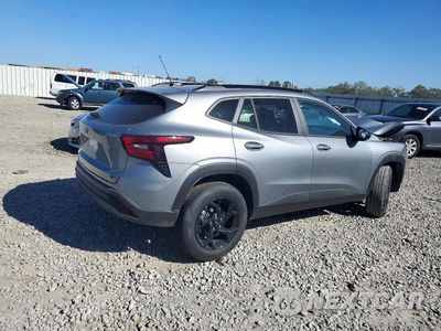 Trzecie zdjęcie samochodu z tyłu: 2026 CHEVROLET TRAX 1LT VIN:KL77LHEP3TC156883 - miniatura