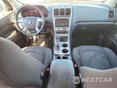 Zdjęcie 8 z 12 samochodu: 2010 GMC ACADIA SLE VIN:1GKLVLED9AJ105020 - miniatura