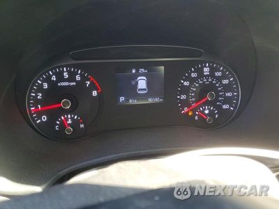 Zdjęcie 9 z 12 samochodu: 2020 KIA SOUL LX VIN:KNDJ23AU0L7725837 - miniatura