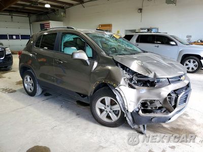 Czwarte zdjęcie samochodu z boku: 2021 CHEVROLET TRAX 1LT VIN:KL7CJPSB8MB313273 - miniatura