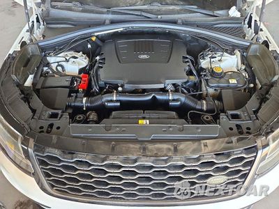 Zdjęcie 12 z 14 samochodu: 2018 LAND ROVER RANGE ROVER VELAR R-DYNAMIC SE VIN:SALYL2RV5JA752852 - miniatura