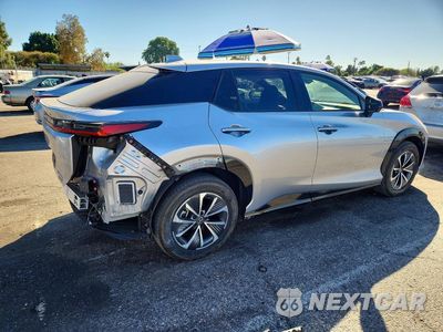Trzecie zdjęcie samochodu z tyłu: 2023 LEXUS RZ 450E VIN:JTJAAAABXPA018949 - miniatura