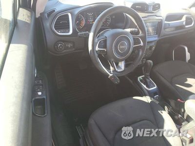Zdjęcie 8 z 13 samochodu: 2018 JEEP RENEGADE LATITUDE VIN:ZACCJABB7JPJ35547 - miniatura