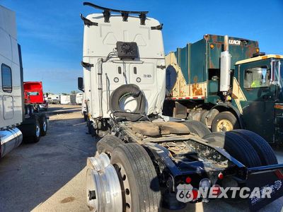 Zdjęcie 6 z 13 samochodu: 2026 FREIGHTLINER CASCADIA 126
