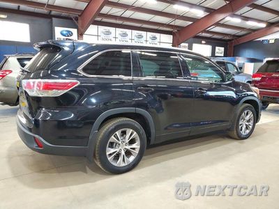 Trzecie zdjęcie samochodu z tyłu: 2015 TOYOTA HIGHLANDER XLE VIN:5TDJKRFH0FS112206 - miniatura