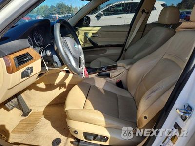 Zdjęcie 7 z 12 samochodu: 2009 BMW 335 I VIN:WBAPM77509NL88082 - miniatura
