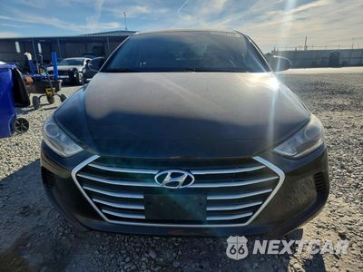 Piąte zdjęcie samochodu w środku: 2018 HYUNDAI ELANTRA SEL VIN:5NPD84LF8JH335044 - miniatura