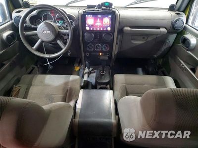 Zdjęcie 8 z 13 samochodu: 2007 JEEP WRANGLER SAHARA VIN:1J4GA59137L157951 - miniatura