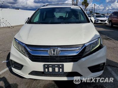 Piąte zdjęcie samochodu w środku: 2018 HONDA ODYSSEY EXL VIN:5FNRL6H73JB021818 - miniatura