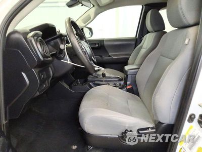 Zdjęcie 7 z 12 samochodu: 2020 TOYOTA TACOMA SR VIN:3TYRX5GN8LT005180 - miniatura