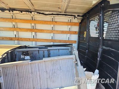Zdjęcie 11 z 13 samochodu: 2019 CHEVROLET EXPRESS 2500 CARGO DELIVERY VAN VIN:1GCWGAFG9K1221870 - miniatura