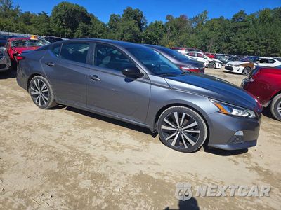 Czwarte zdjęcie samochodu z boku: 2020 NISSAN ALTIMA SR VIN:1N4BL4CV8LC229081 - miniatura