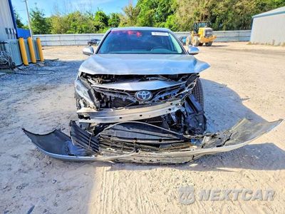 Piąte zdjęcie samochodu w środku: 2022 TOYOTA CAMRY LE VIN:4T1C11AK7NU626169 - miniatura