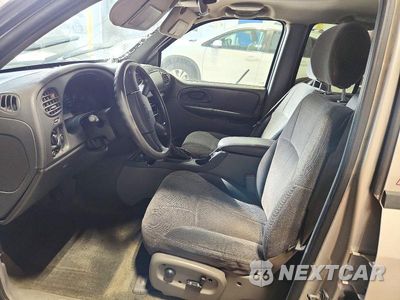 Zdjęcie 7 z 13 samochodu: 2004 CHEVROLET TRAILBLAZER LS VIN:1GNDT13S042105988 - miniatura