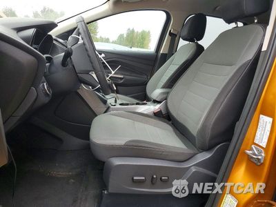 Zdjęcie 7 z 14 samochodu: 2016 FORD ESCAPE SE VIN:1FMCU0G79GUC61257 - miniatura