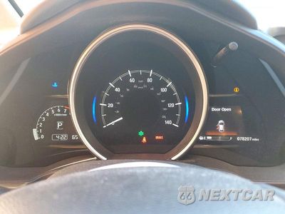 Zdjęcie 9 z 13 samochodu: 2018 HONDA FIT EX VIN:3HGGK5H84JM708543 - miniatura