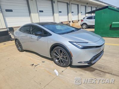 Czwarte zdjęcie samochodu z boku: 2024 TOYOTA PRIUS LIMITED VIN:JTDACAAU8R3028613 - miniatura
