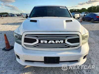Piąte zdjęcie samochodu w środku: 2018 RAM 1500 SPORT VIN:1C6RR6MT1JS106099 - miniatura