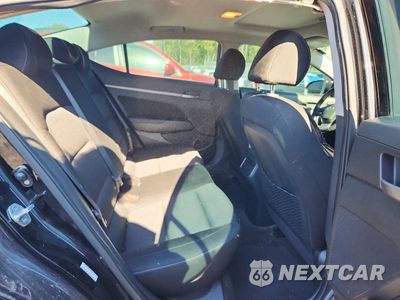 Zdjęcie 10 z 12 samochodu: 2018 HYUNDAI ELANTRA VALUE EDITION VIN:KMHD84LF3JU533371 - miniatura