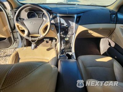Zdjęcie 8 z 13 samochodu: 2014 HYUNDAI SONATA LIMITED 2.0T VIN:5NPEC4AB3EH942591 - miniatura