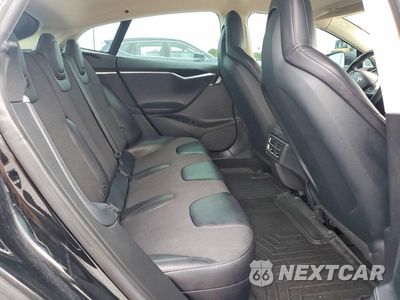 Zdjęcie 10 z 12 samochodu: 2013 TESLA MODEL S VIN:5YJSA1CN1DFP26038 - miniatura
