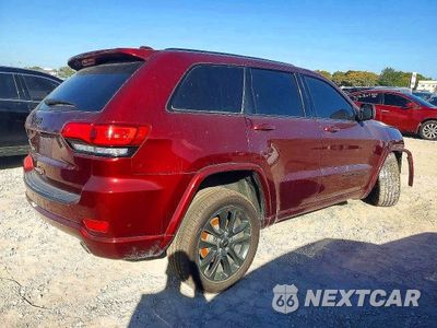 Trzecie zdjęcie samochodu z tyłu: 2020 JEEP GRAND CHEROKEE LAREDO VIN:1C4RJEAG0LC245235 - miniatura