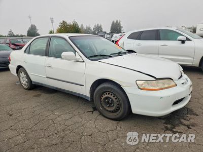 Czwarte zdjęcie samochodu z boku: 2000 HONDA ACCORD LX VIN:3HGCG6659YG702888 - miniatura