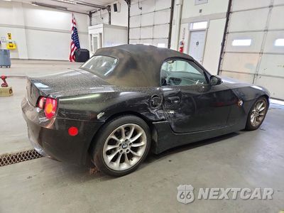 Trzecie zdjęcie samochodu z tyłu: 2003 BMW Z4 2.5 VIN:4USBT33443LS42190 - miniatura