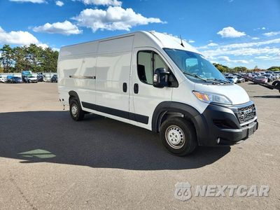 Czwarte zdjęcie samochodu z boku: 2026 RAM PROMASTER 3500 DELIVERY VAN VIN:3C6MRVJG3TE193473 - miniatura