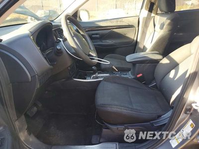 Zdjęcie 7 z 13 samochodu: 2020 MITSUBISHI OUTLANDER SE VIN:JA4AZ3A32LZ015162 - miniatura