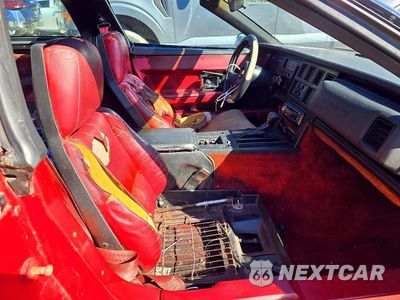 Zdjęcie 10 z 12 samochodu: 1984 CHEVROLET CORVETTE VIN:1G1AY0788E5139417 - miniatura