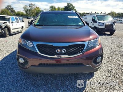 Piąte zdjęcie samochodu w środku: 2012 KIA SORENTO EX VIN:5XYKUCA6XCG301410 - miniatura