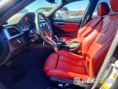 Zdjęcie 7 z 12 samochodu: 2018 BMW 330 XI VIN:WBA8D9G58JNU72025 - miniatura