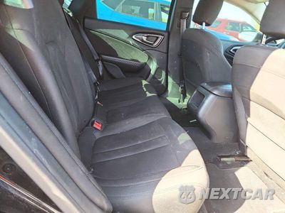 Zdjęcie 10 z 12 samochodu: 2016 CHRYSLER 200 LIMITED VIN:1C3CCCAB6GN145163 - miniatura