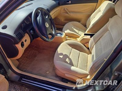 Zdjęcie 7 z 12 samochodu: 2003 VOLKSWAGEN PASSAT GL VIN:WVWND63B73E324757 - miniatura