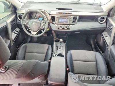 Zdjęcie 8 z 13 samochodu: 2015 TOYOTA RAV4 LE VIN:JTMZFREV5FJ040706 - miniatura