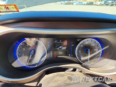 Zdjęcie 9 z 13 samochodu: 2017 CHRYSLER PACIFICA TOURING L VIN:2C4RC1BG7HR532782 - miniatura