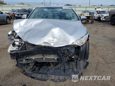 Piąte zdjęcie samochodu w środku: 2017 TOYOTA CAMRY LE VIN:4T1BF1FK0HU367051 - miniatura