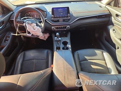 Zdjęcie 8 z 12 samochodu: 2021 NISSAN ALTIMA SR VIN:1N4AL4CVXMN302677 - miniatura