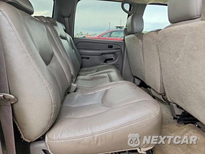 Zdjęcie 11 z 13 samochodu: 2004 GMC YUKON XL VIN:3GKEC16Z64G140035 - miniatura